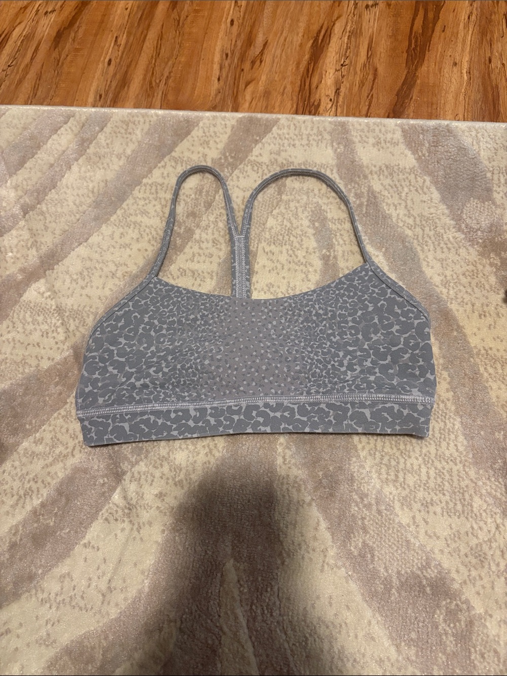 Lululemon Women's Gray sports bra - Comfortable Light Support